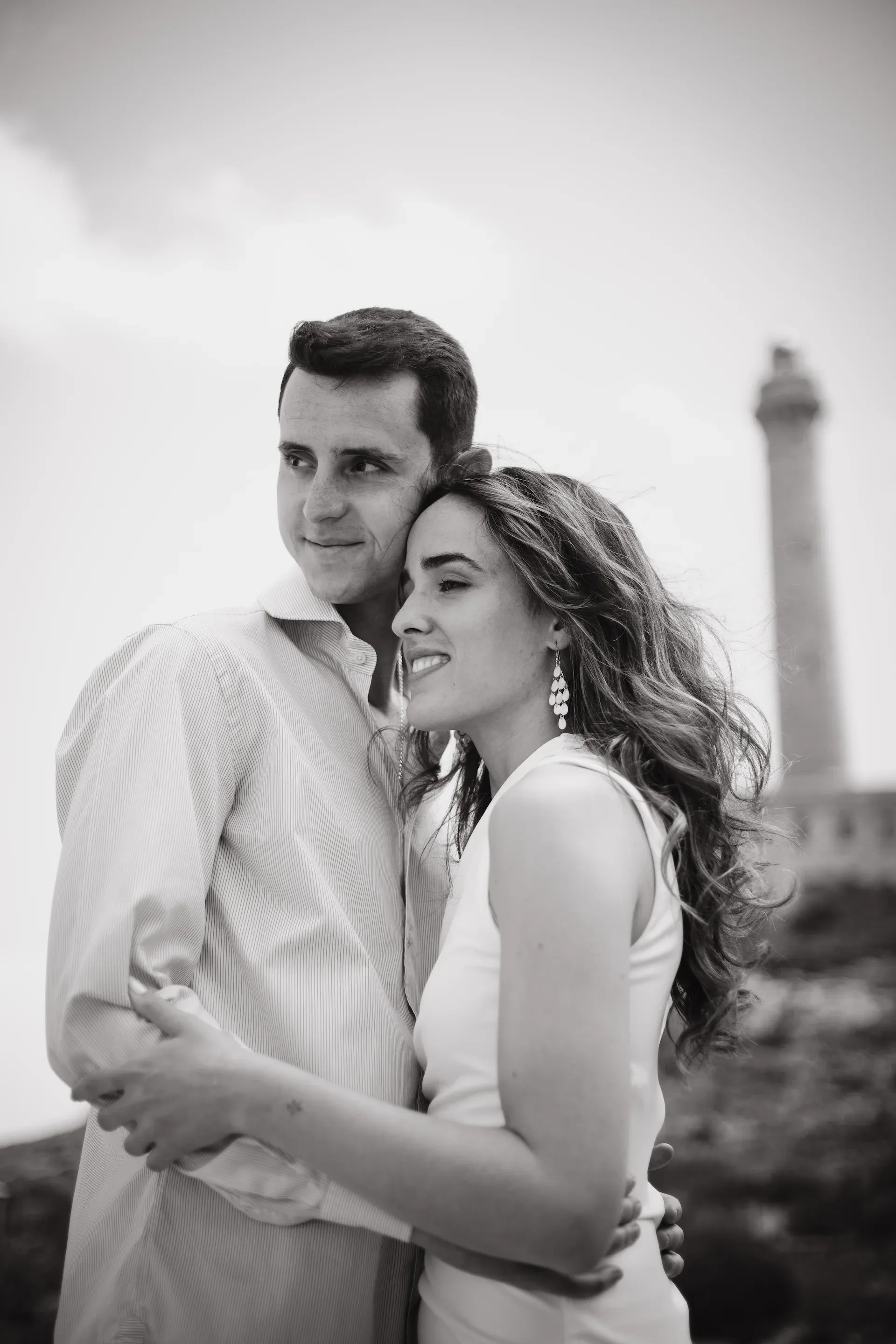 Pareja durante una sesión de fotografía de preboda en Murcia